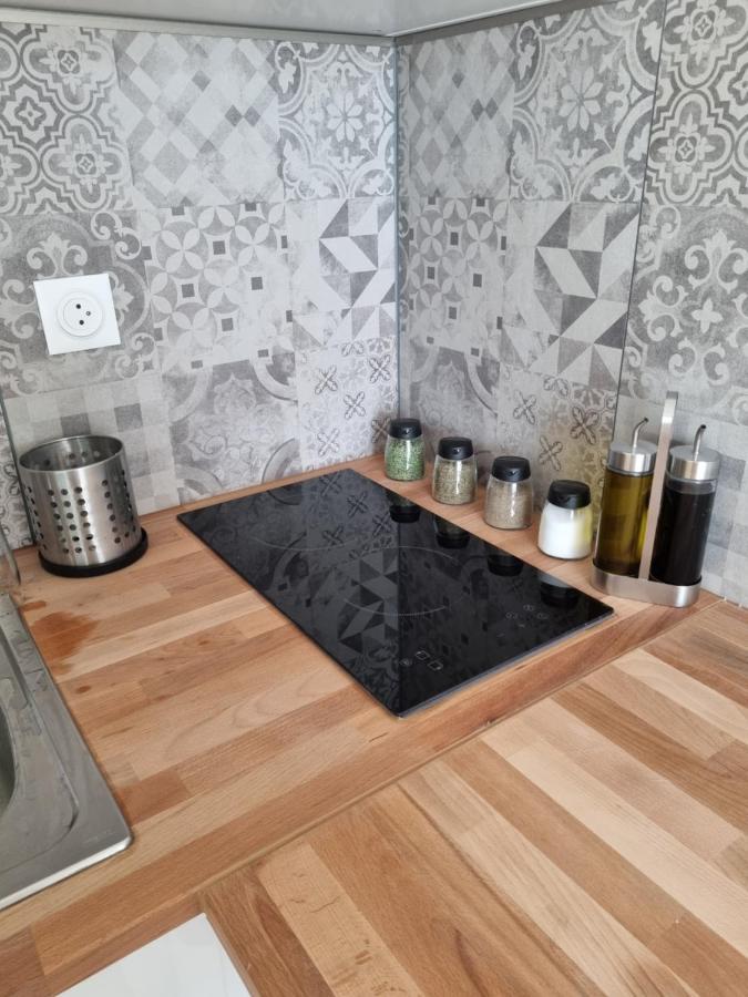 Apartament Studio Cabine Refait A Neuf A 3 Minutes A Pied De La Plage Le Grau-du-Roi Zewnętrze zdjęcie