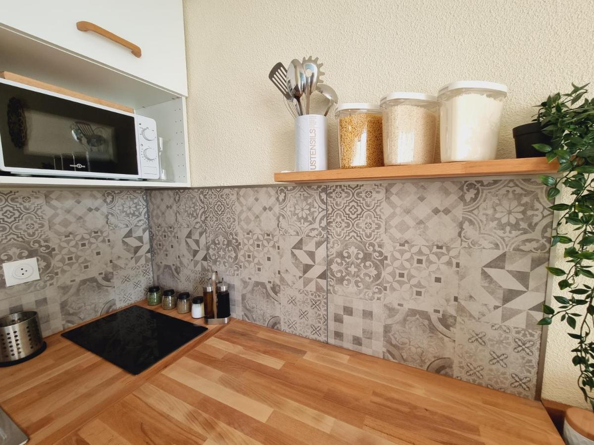 Apartament Studio Cabine Refait A Neuf A 3 Minutes A Pied De La Plage Le Grau-du-Roi Zewnętrze zdjęcie